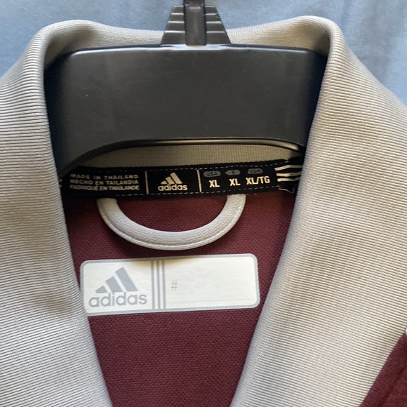 Almost new adidas jacket - Picture 2 of 5